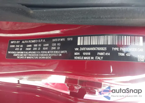 2019 Alfa Romeo Giulia Awd z USA, uszkodzony, nr VIN ZARFANAN5K7605825